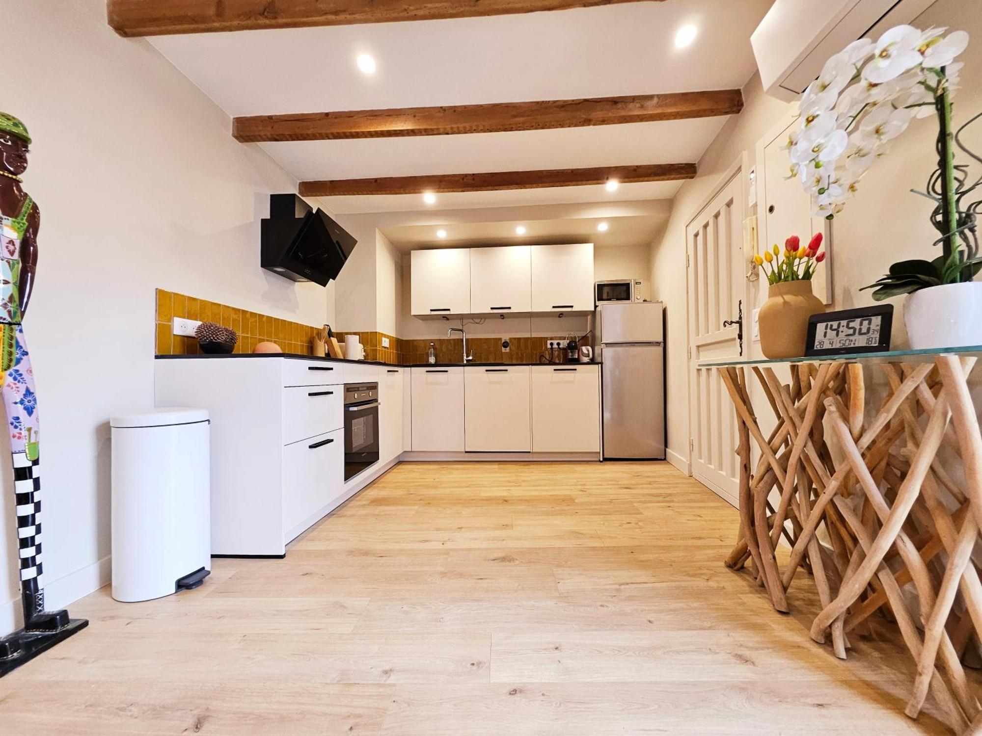 Le Cinema - T2 Refait A Neuf Appartement *