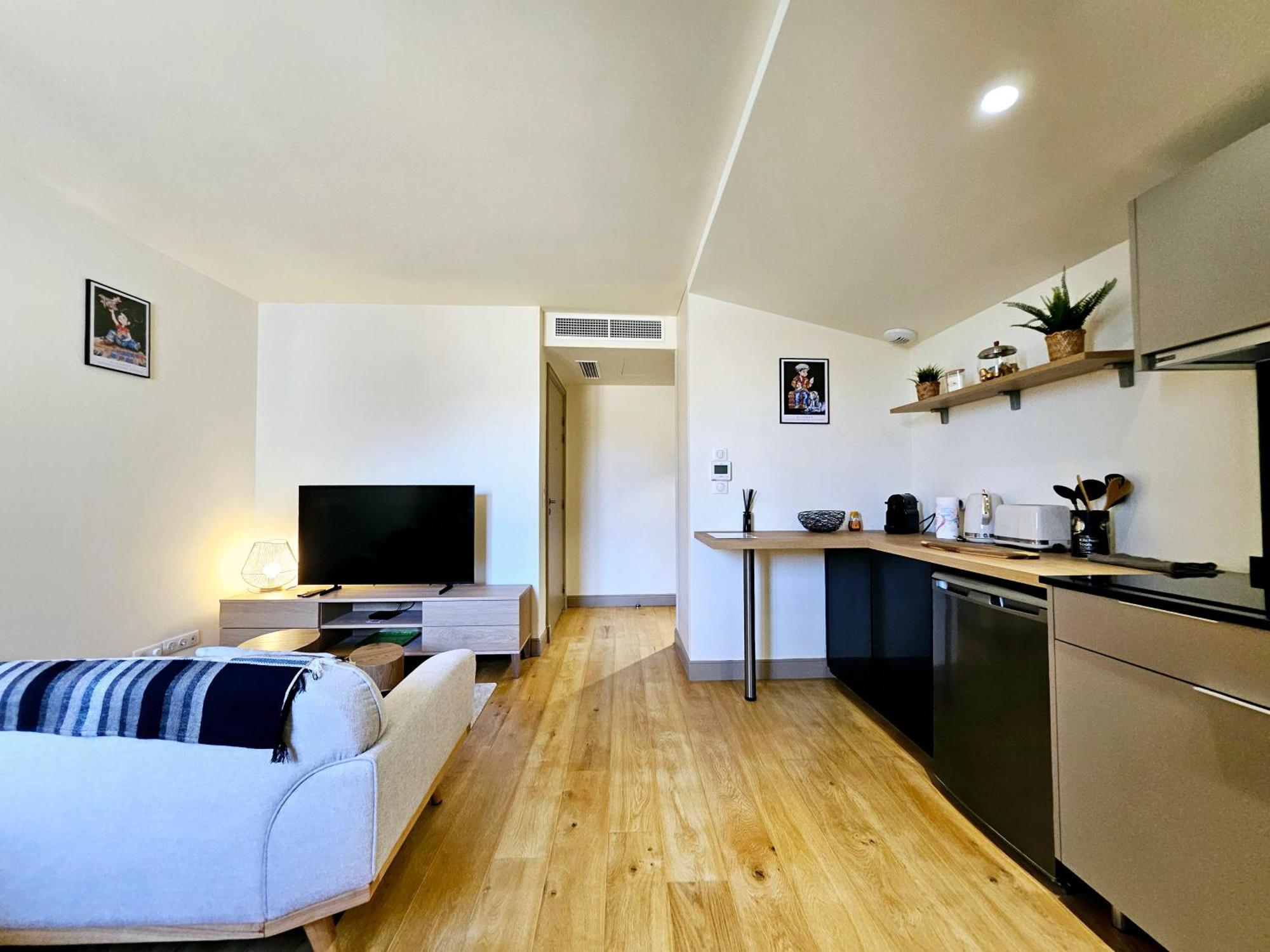L'aubernon Authentique - Deux Pas De La Apartment