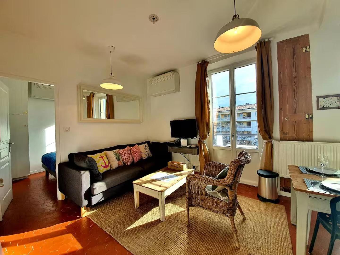 L'amiral Barnaud - Appt Proche De La Appartement