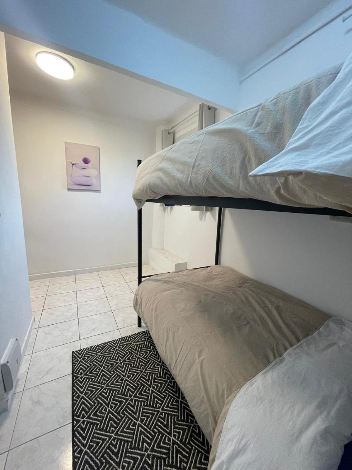 4 Pieces Entre Et Juan Les Pins Apartment *