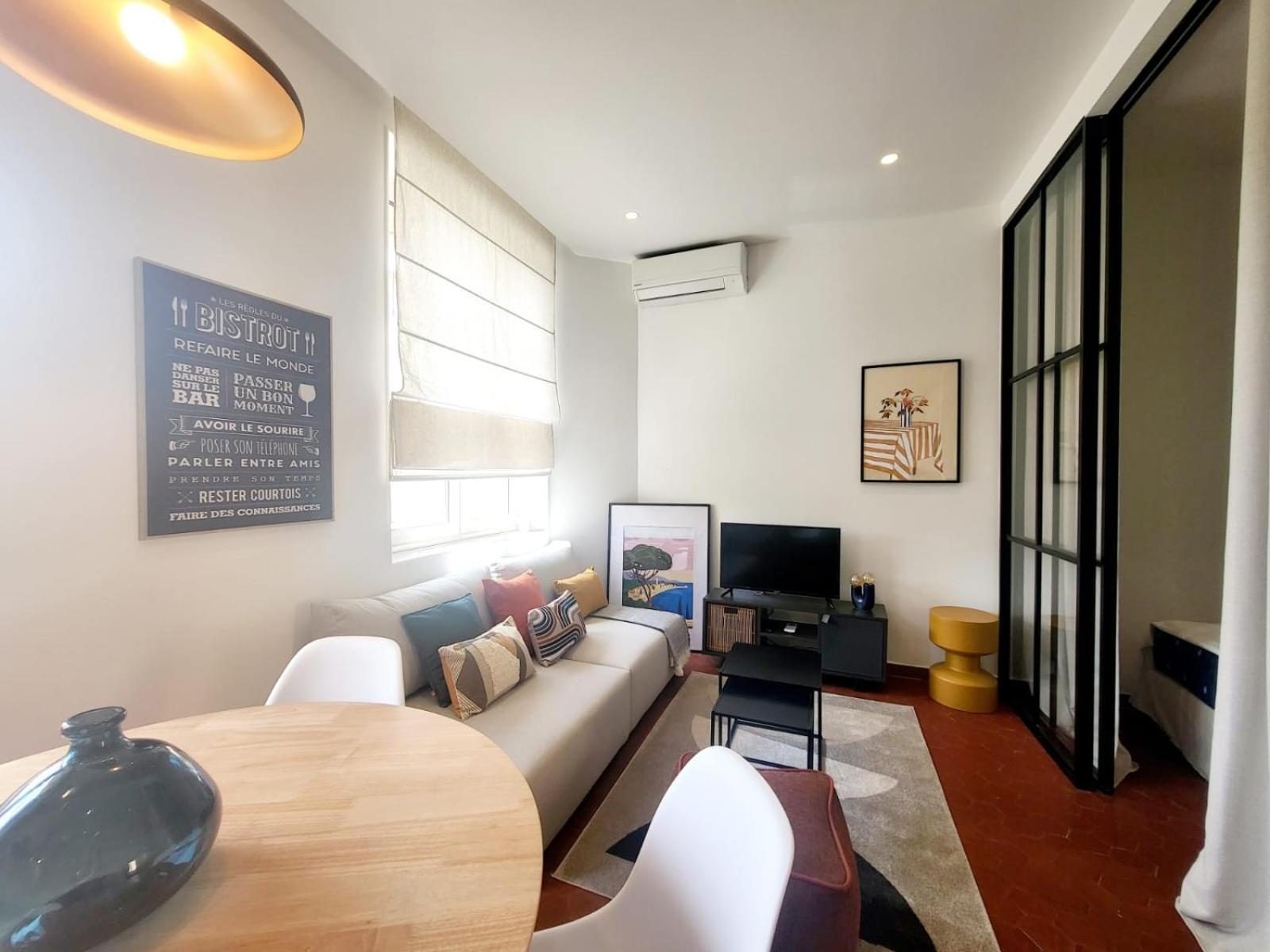 Appartement L'isnard 2 - T2 Climatise Dans Le Vieil Antibes