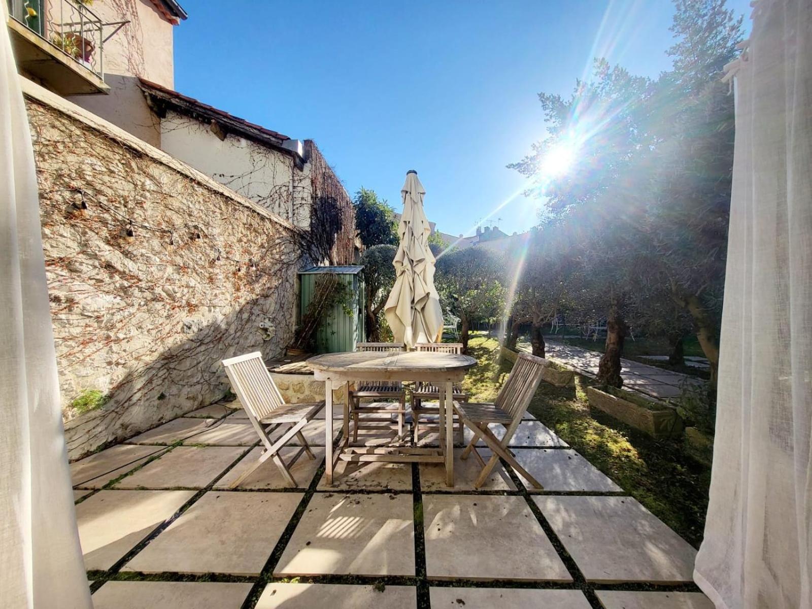 Appartement Le Petit Four Jardin - Dans Le Vieil