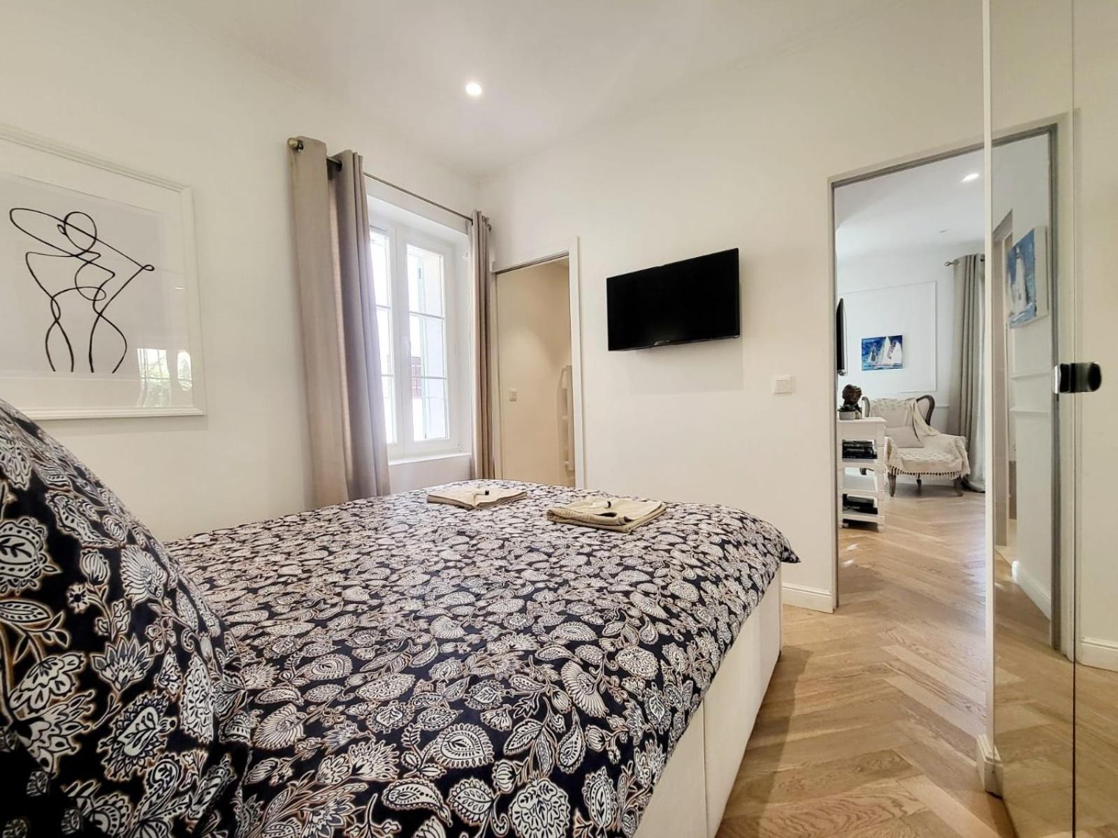 Appartement Le Petit Four Jardin - Dans Le Vieil Antibes