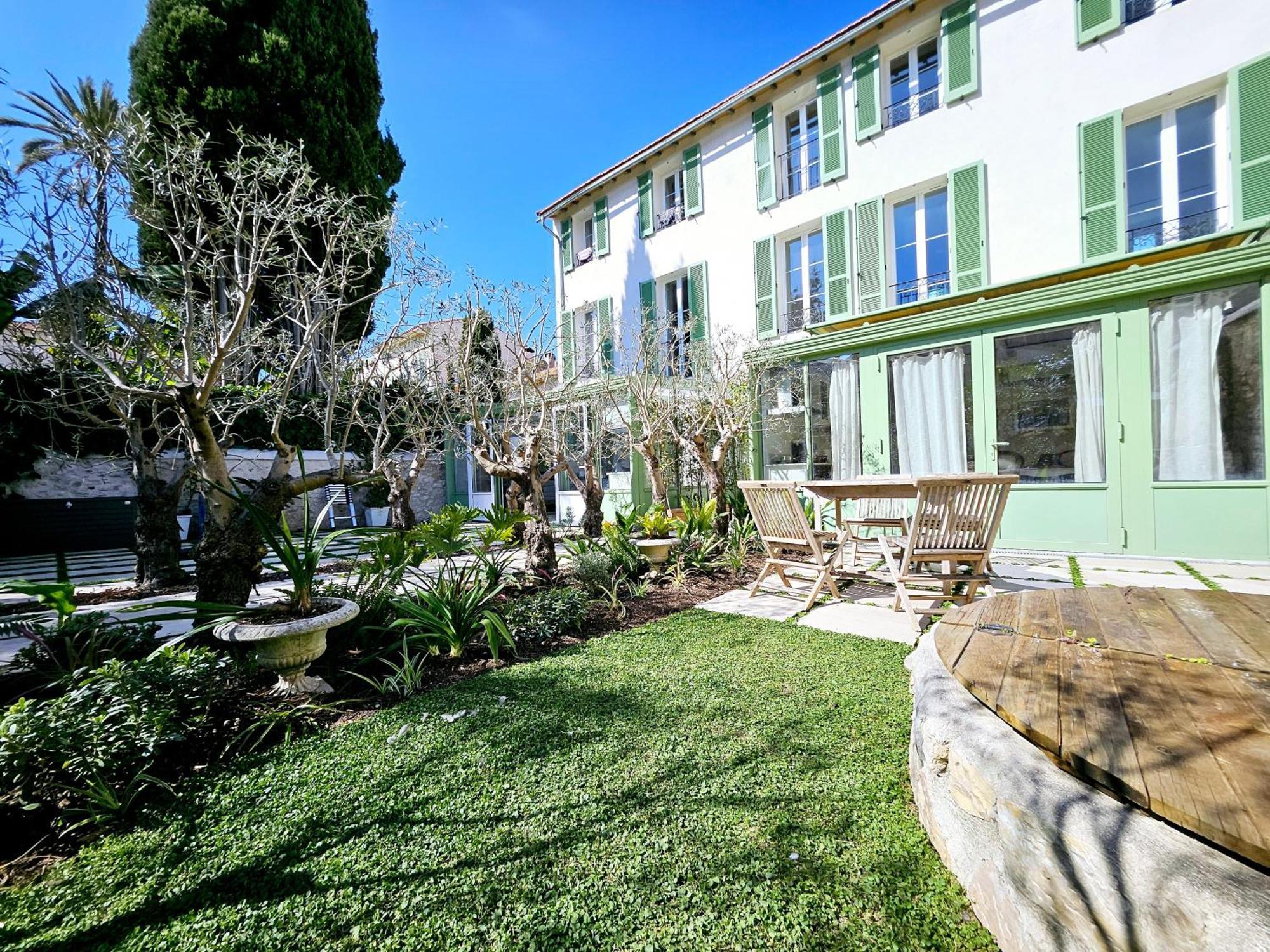 Appartement Le Petit Four Jardin - Dans Le Vieil *