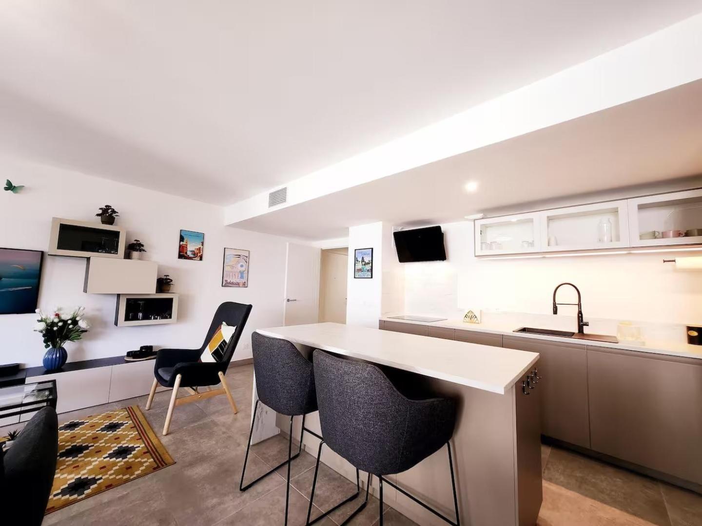 Appartement Le Marend 4 - T3 Avec Terrasse *