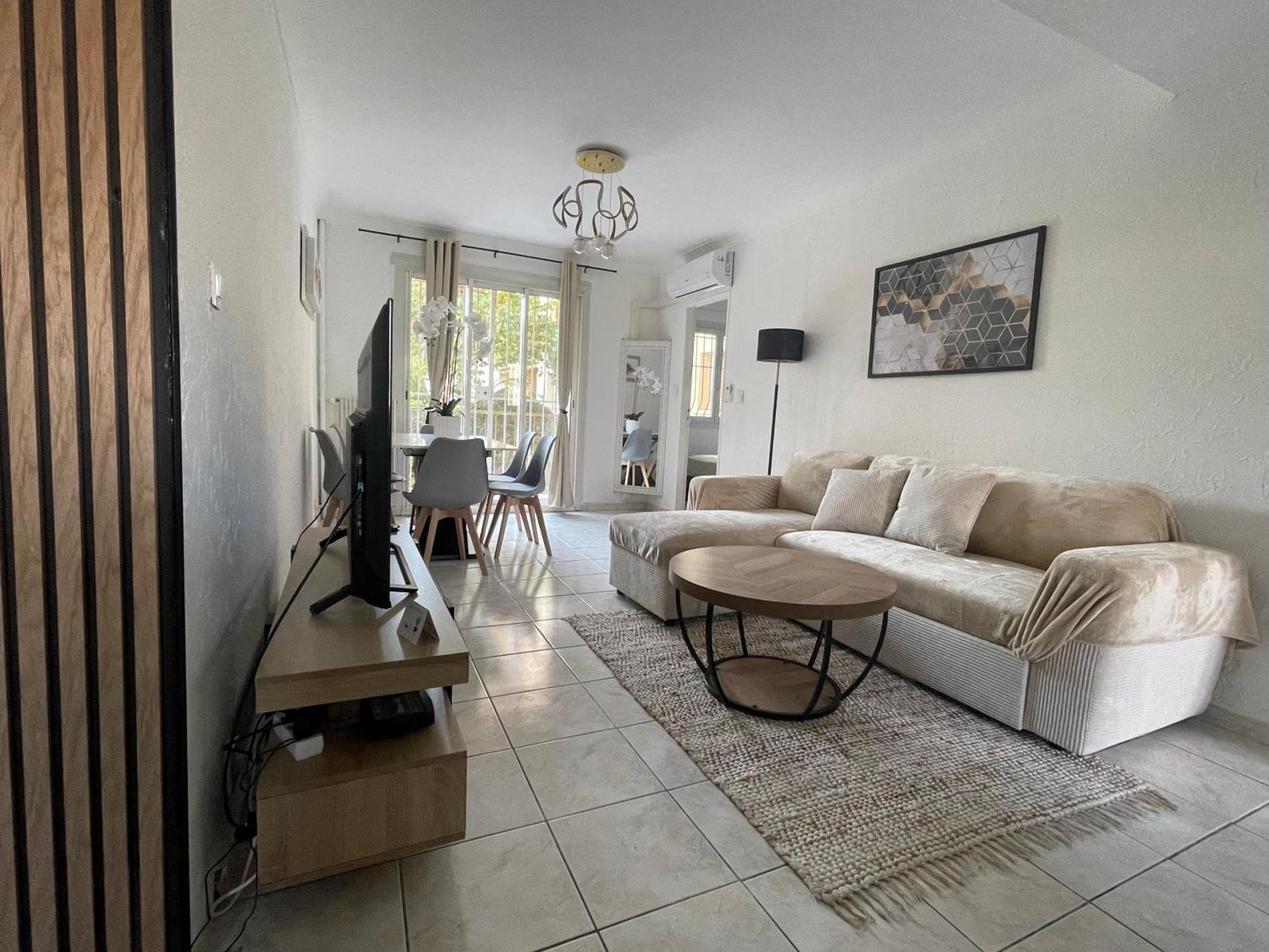 Apartment 4 Pieces Entre Et Juan Les Pins Antibes