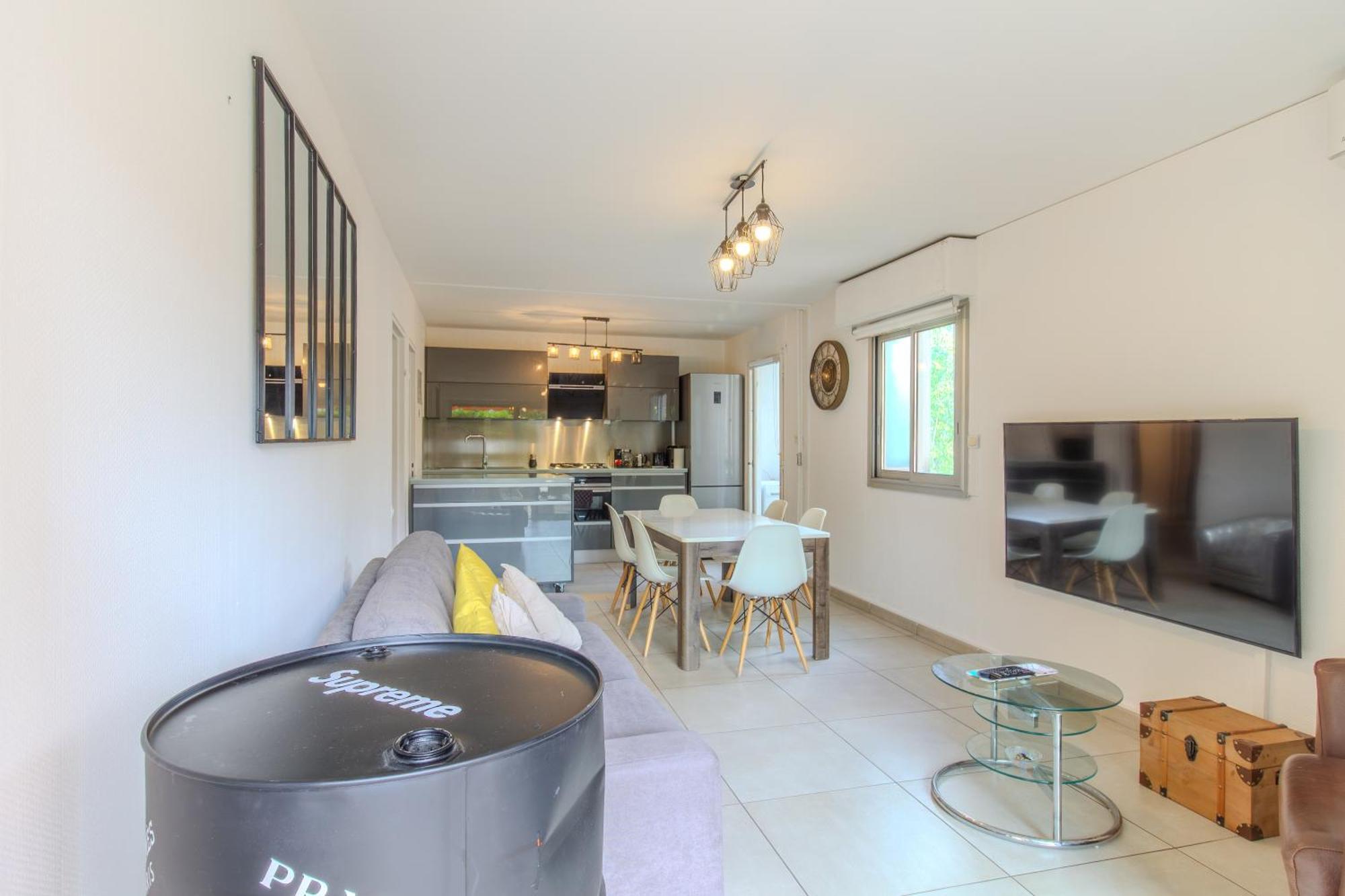 Apartment 3 Spacieux Avec Grande Terrasse Antibes