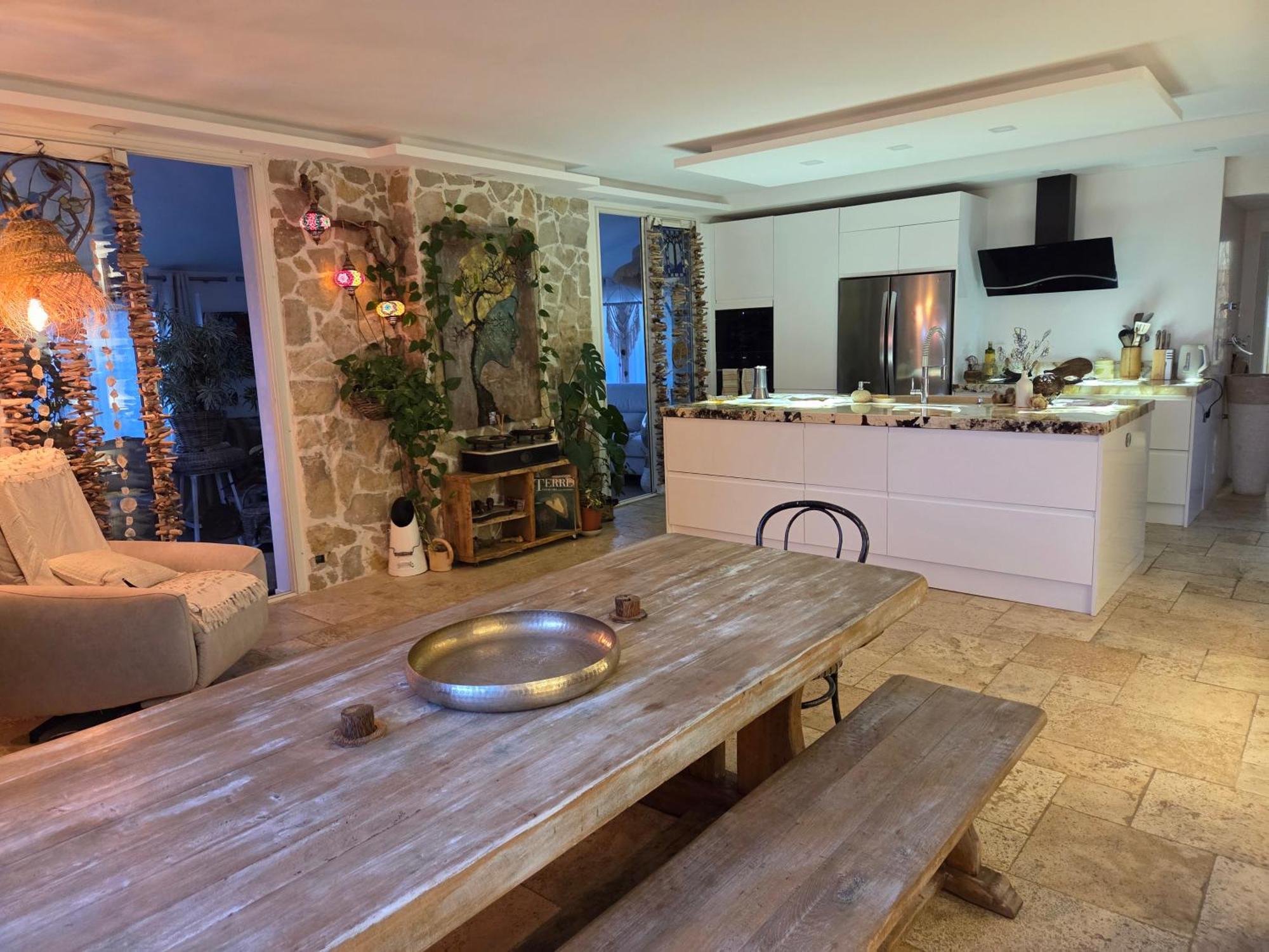 Villa Beautiful Sea View, Quiet In Agricultural Antibes