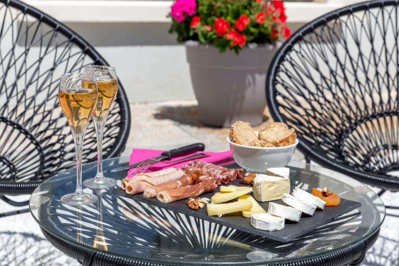 Western Journel Juan-les-pins Hotel Antibes