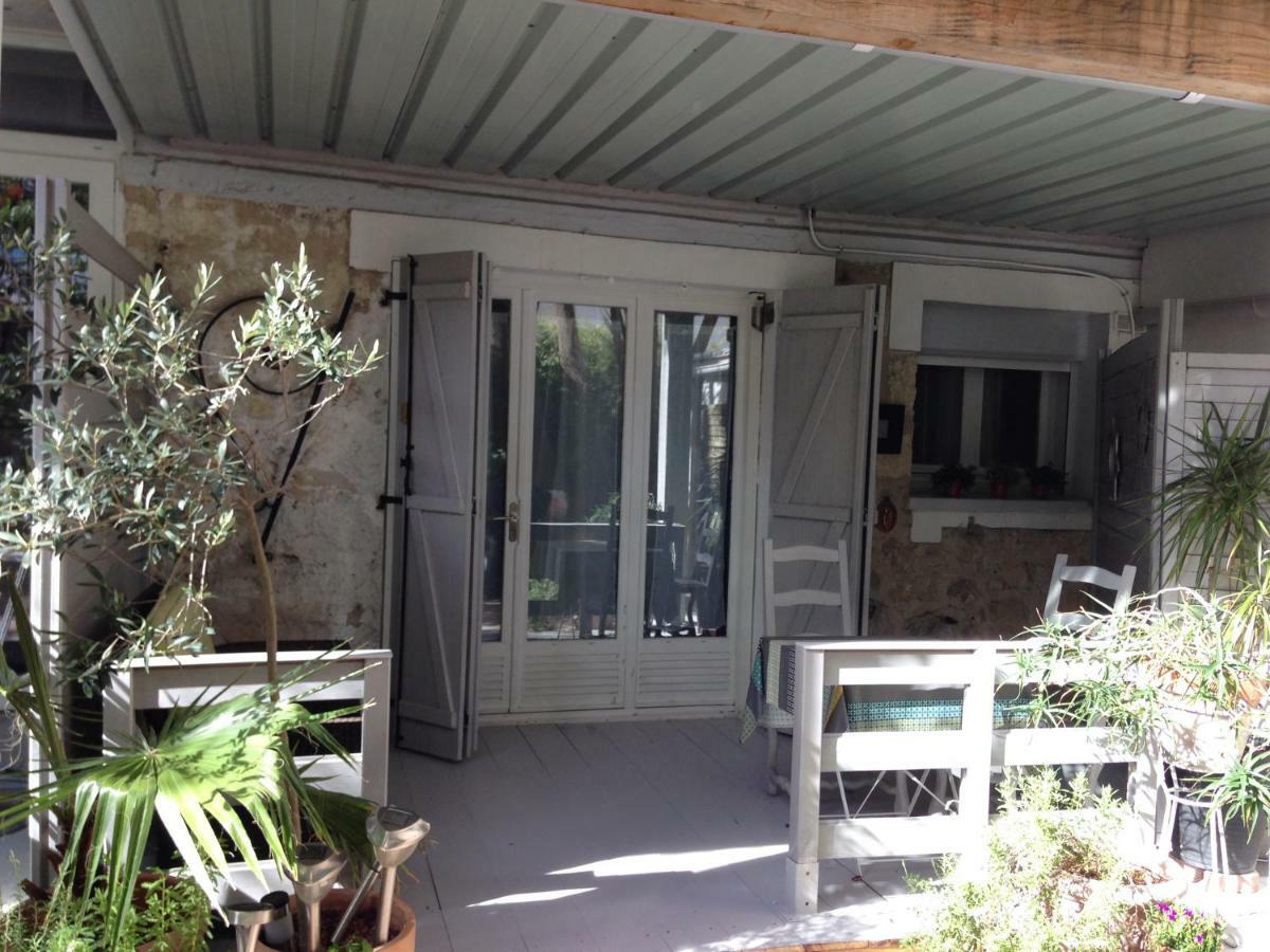 La Maison Des Capucines Bed & Breakfast *