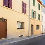 Bnb Renting Atypical One Bedroom Apartment In The Heart Of Antibes