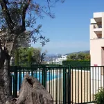 Appartement 3 Pieces, Refait A Neuf, Haut Standing, Piscine, Mer A Pieds