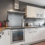 Welkeys - Av. Des Chênes Apartment