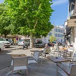 Place Amiral Barnaud