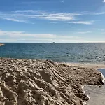 Juan Flore: Calme Absolu A 100M De La Plage