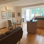 Duplex House Walk To Town