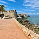Deux Pieces Port Vauban - Vieil Antibes