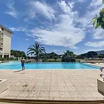 Sun And Sea 5 Min, Piscine, Parking