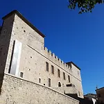 Appartement 2 Pieces Coeur Vieil Antibes