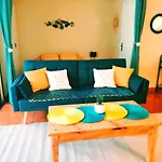 Grand Studio Azur Avec Terrasse - Vieil Antibes