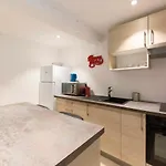 Brand-New Atypical Studio In Rue Fourmilliere