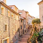 Amazing New Property In The Heart Of The Old Town Of Antibes