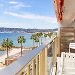 Air-Conditioned Apartment With Sea View And At The Foot Of The Beaches
