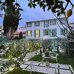 Magnifique Appartement Sur Jardin - Vieil Antibes