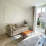 Magnifique Appartement Sur Jardin - Vieil Antibes