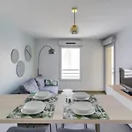 Appartement Avec Balcon Parking A 5Mn De La Plage By Weekome