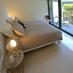 New Modern 1Br Apt/Terrace/Parking/Beside Beach