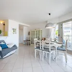 Apartment Les allées du Cap-2