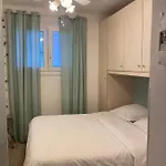 Nid Douillet Sur La Cote D\'Azur