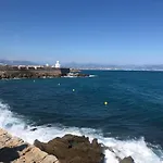 Vieil Antibes, Ravissant 2P Avec Petite Terrasse