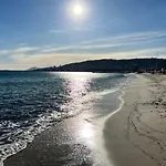 Terrasse Pres De La Plage