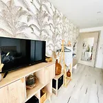 Les Palmiers - Appartement Avec Piscine Proche Plages - Wifi Et Clim