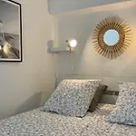 Ideal Vacation Apartment In Juan-Les-Pins, With A Pool And 5 Minutes From The Beach