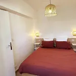 Chez Joan, Apt De Standing, 4 Prs, A 300M Des Plages