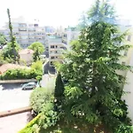 Le Regency Yourhosthelper 4*
