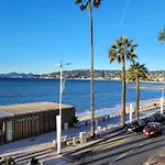 1 Bed Apartment With Sea Views