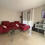 Superbe Residence Avec Piscine Et Tennis