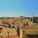 Freshly Tastefully Renovated Apartments In Heart Of Old Antibes