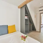Le Petit Castelet - New Superb Flat In Old Antibes, Ac, Wifi, For 4