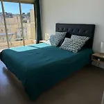 Appartement moderne à 50m de la mer