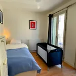 Apartment Vieil Antibes 82 M2 With Secured Private Parking 3 Rooms