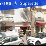 Impeccable 3 Pieces Avec Balcons, La Plage A 50M Juan Les Pins Proche Cannes