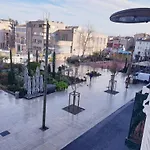 Hyper Centre Antibes Maison De Villes 100M2 ; Terrasse 20 M2