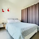 Antibes Old Center Charming Brand New Apartment
