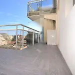 Bel Appartement Calme Et Tres Lumineux
