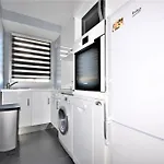 Bel Appartement Calme Et Tres Lumineux